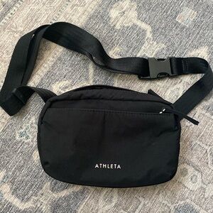 Athleta All About Crossbody Belt Bag